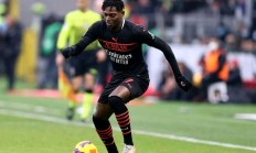 开云体育平台-关于佛罗伦萨悍将伤愈复出，球队整体战力趋向完善的信息